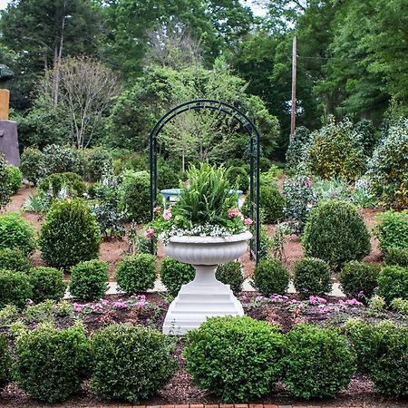 The Duke Mansion Bed & Breakfast Charlotte Luaran gambar